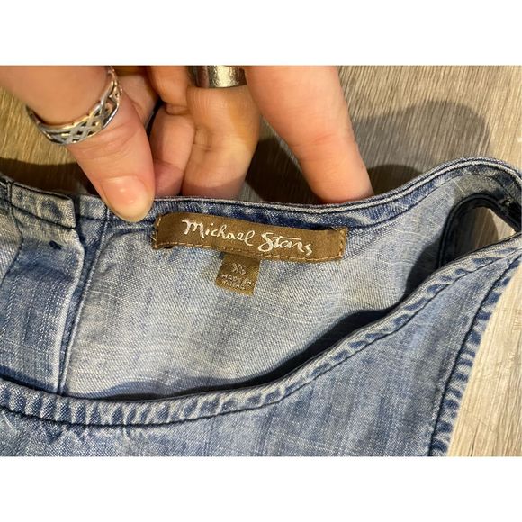 Michael Stars Chambray* Jean Button Back Raw Hem Sleeveless Blouse, Size XS - Picture 6 of 9